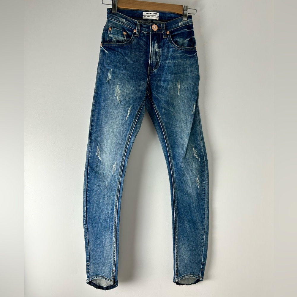 One X OneTeaspoon Skinny Slightly Distressed Jeans Size 22